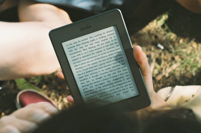 Letture estive con Kindle Paperwhite a 99 euro
