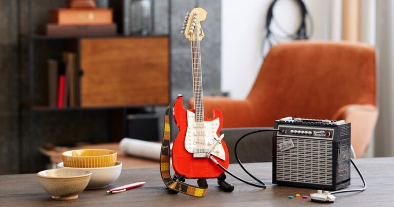 Il nuovo set “Fender Stratocaster”: disponibile ora su LEGO Store