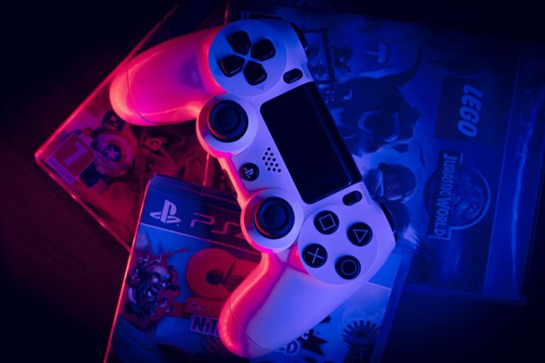 I migliori giochi per PS4 e PS5 da acquistare o regalare a Natale