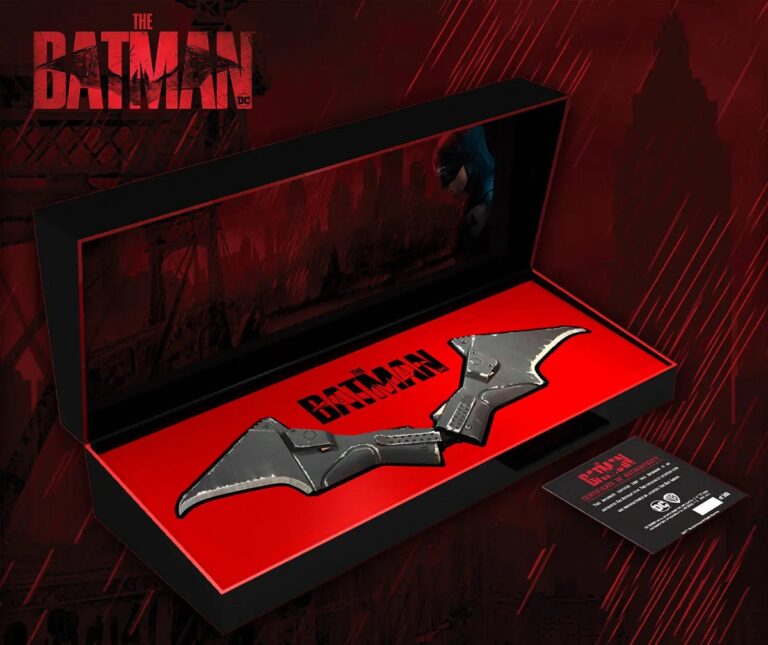 Su Zavvi La replica 1:1 della placca dell’armatura di Batman in Edizione Limitata – solo 1000 pezzi