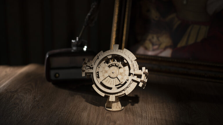 Calendario perpetuo ROKR: mettiti alla prova con i puzzle 3D in legno